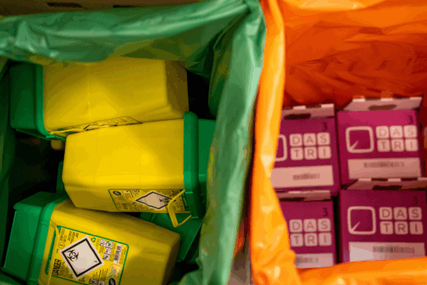 Boîtes DASTRI en pharmacie